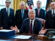 trump-ky-goi-kich-thich-kinh-te-moi